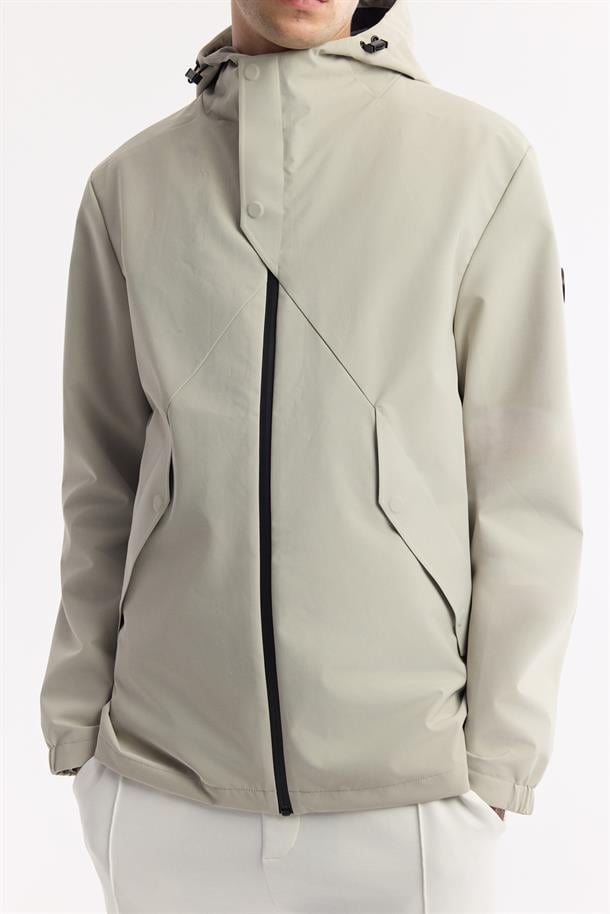 Açık Bej Kapüşonlu Su İtici Rüzgar Geçirmez Mevsimlik Mont