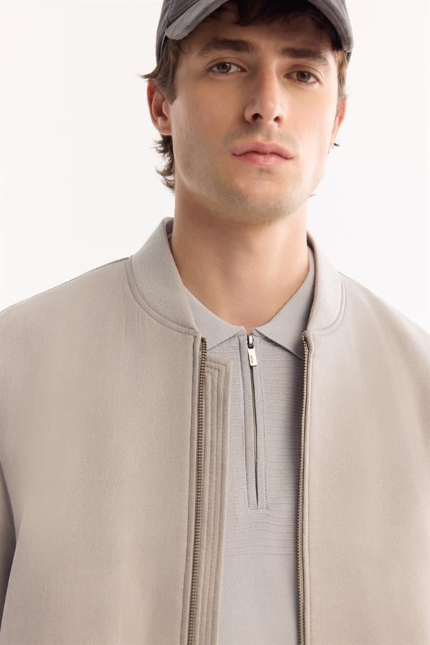 Açık Gri Fermuarlı Süet Görünümlü Bomber İnce Mont