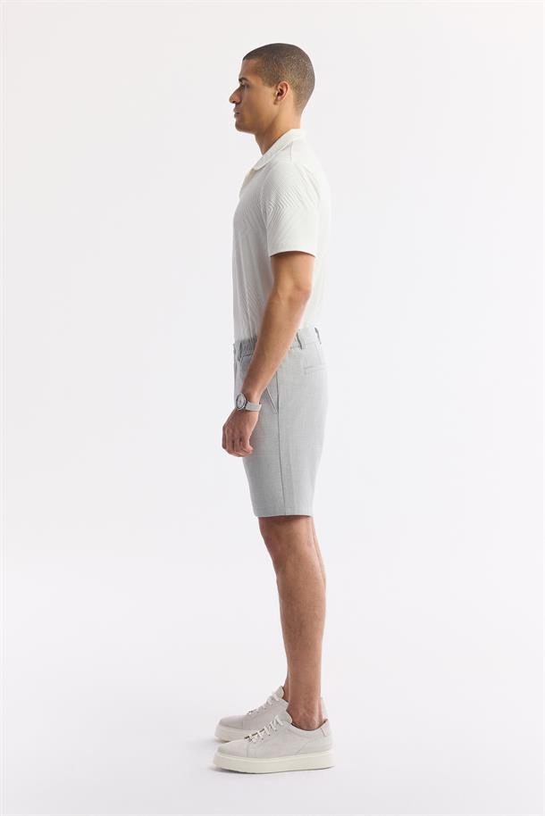 Açık Gri Yanı Lastikli Gofreli Bi-Stretch Chino Şort