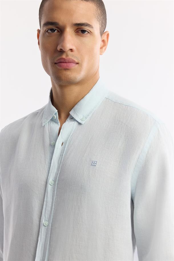 Açık Mavi Düğmeli Yaka %100 Keten Gömlek