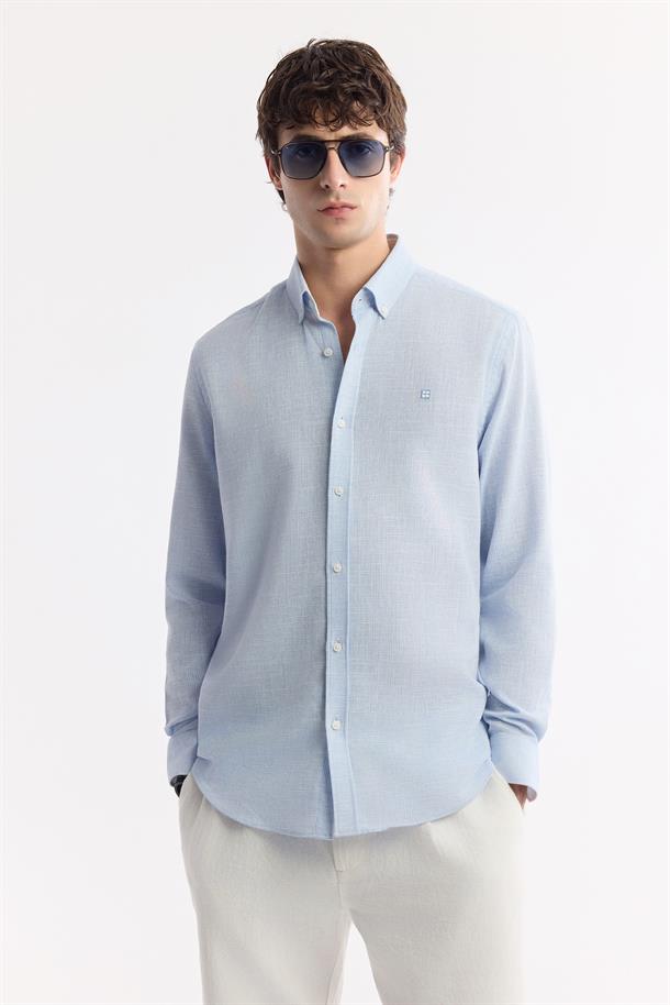 Açık Mavi Düğmeli Yaka Pamuklu Kolay Ütülenen Gömlek