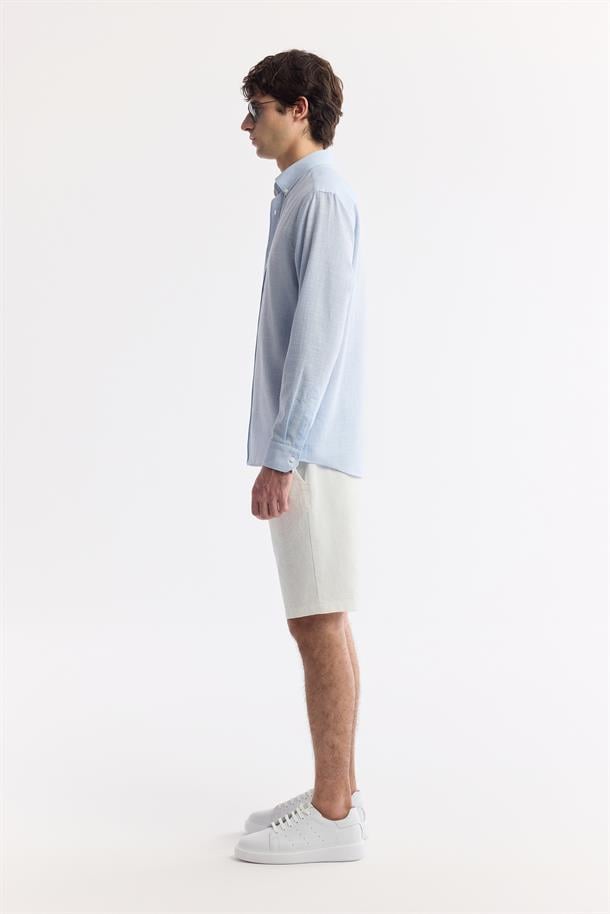 Açık Mavi Düğmeli Yaka Pamuklu Kolay Ütülenen Gömlek