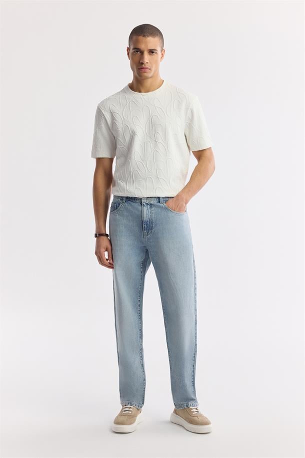 Açık Mavi Klasik Bel %100 Pamuklu Eskitme Yıkamalı Jean Pantolon