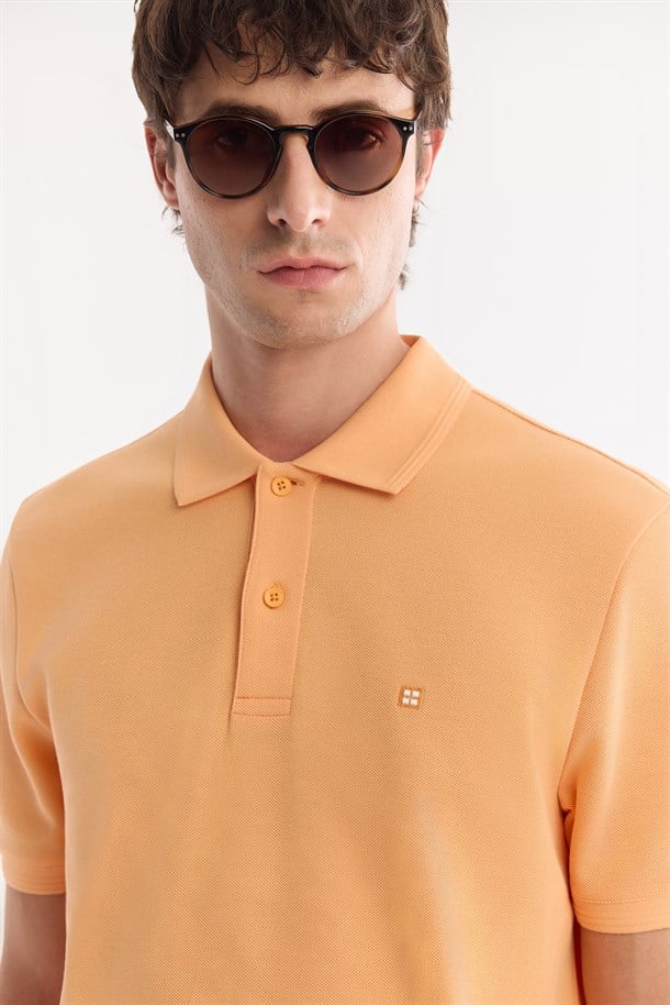 Açık Turuncu Polo Yaka Kırılmaz Yaka, Serin Tutan, Hızlı Kuruyan Pamuklu Amerkan  Pike  T-Shirt