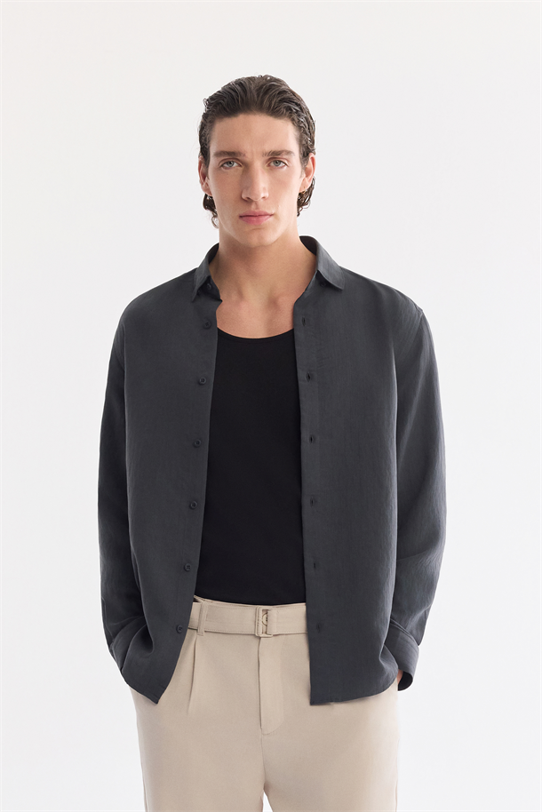 Antrasit Düğmeli Yaka Soft Touch Çizgili Gömlek