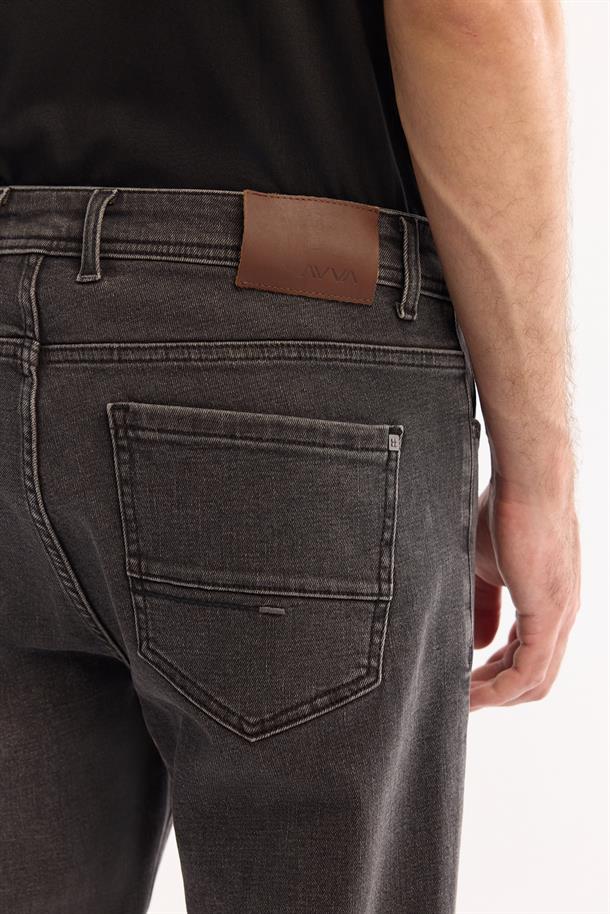 Antrasit Klasik Bel Pamuklu Eskitme Yıkmalı Jean Pantolon
