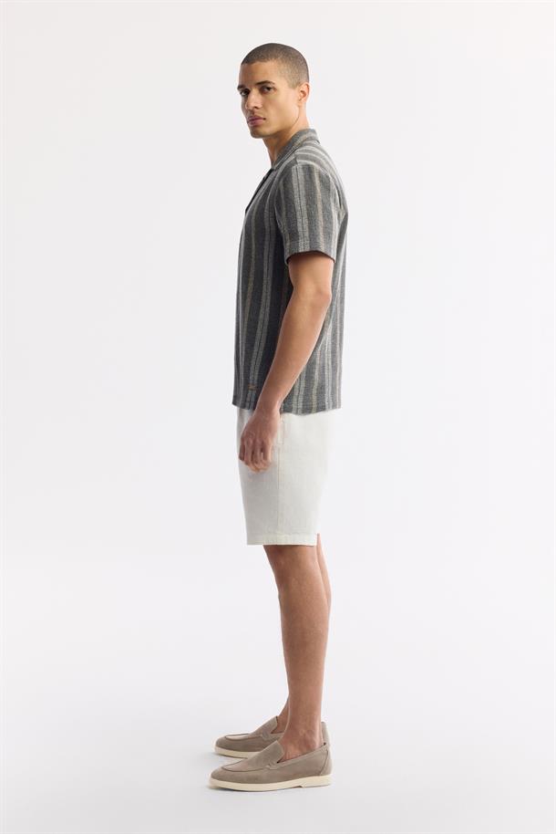 Antrasit Apaj Yaka Pamuklu Kısa Kol Gömlek