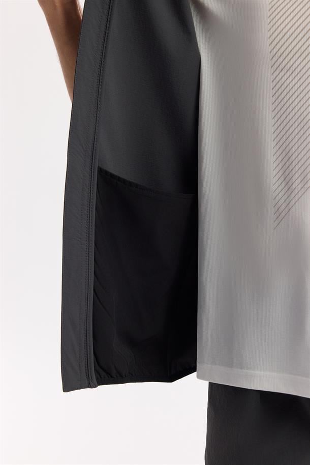 Antrasit Dik Yaka Su İtici Rüzgar Geçirmez Bi Stretch Yelek