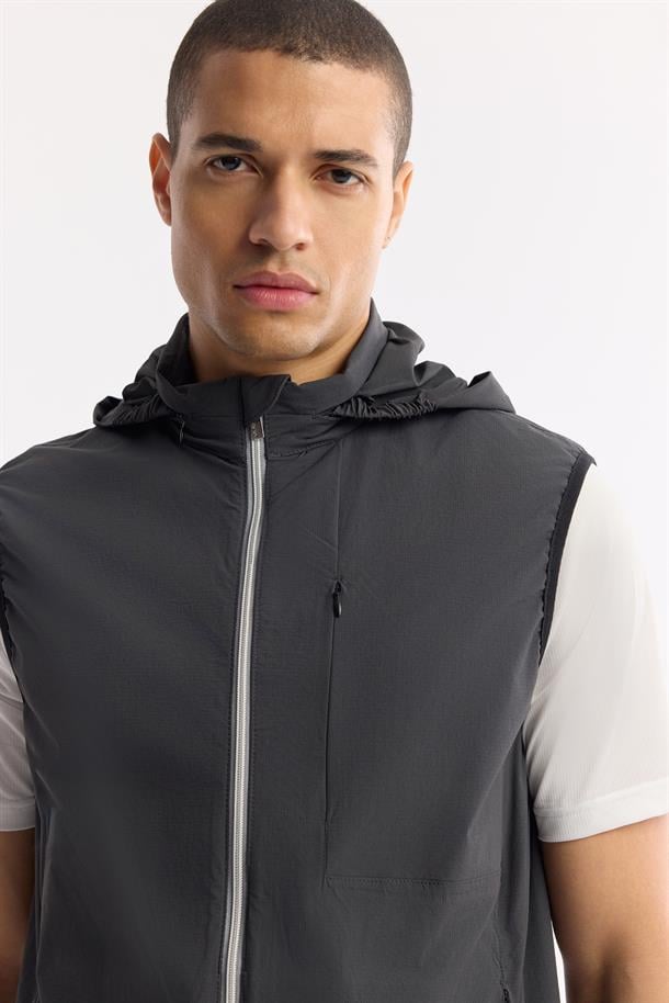 Antrasit Dik Yaka Su İtici Rüzgar Geçirmez Bi Stretch Yelek
