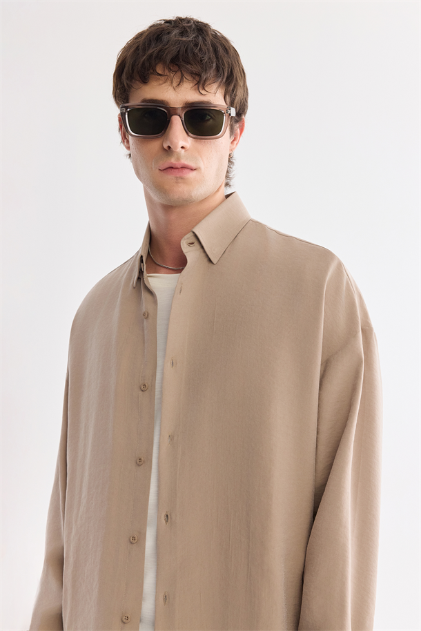 Bej Alttan Britli Yaka Nefes Alan Soft Touch Gömlek