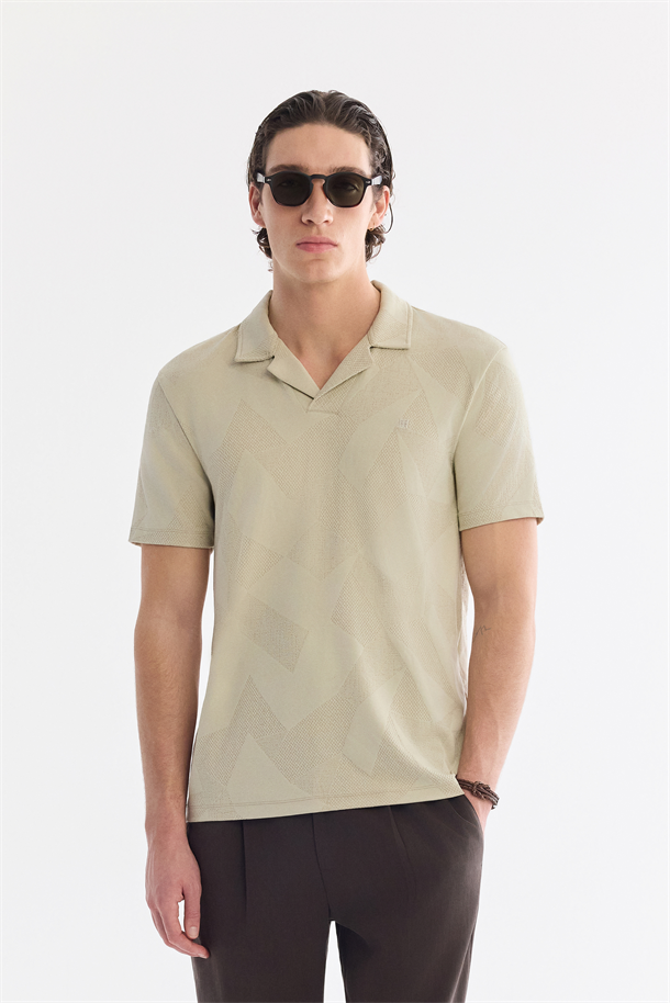 Bej Apaj Yaka Kolay Ütülenen Elastan T-Shirt