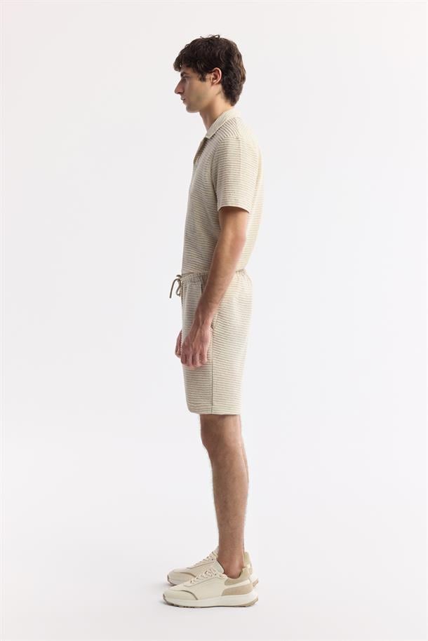 Bej Beli Lastikli Bağcıklı Keten Karışımlı Örme Şort