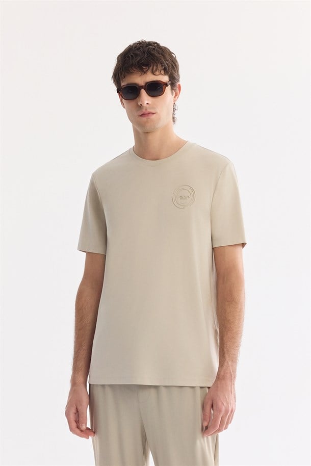 Bej Bisiklet Yaka Nefes Alan Soft Touch Baskılı T-Shirt