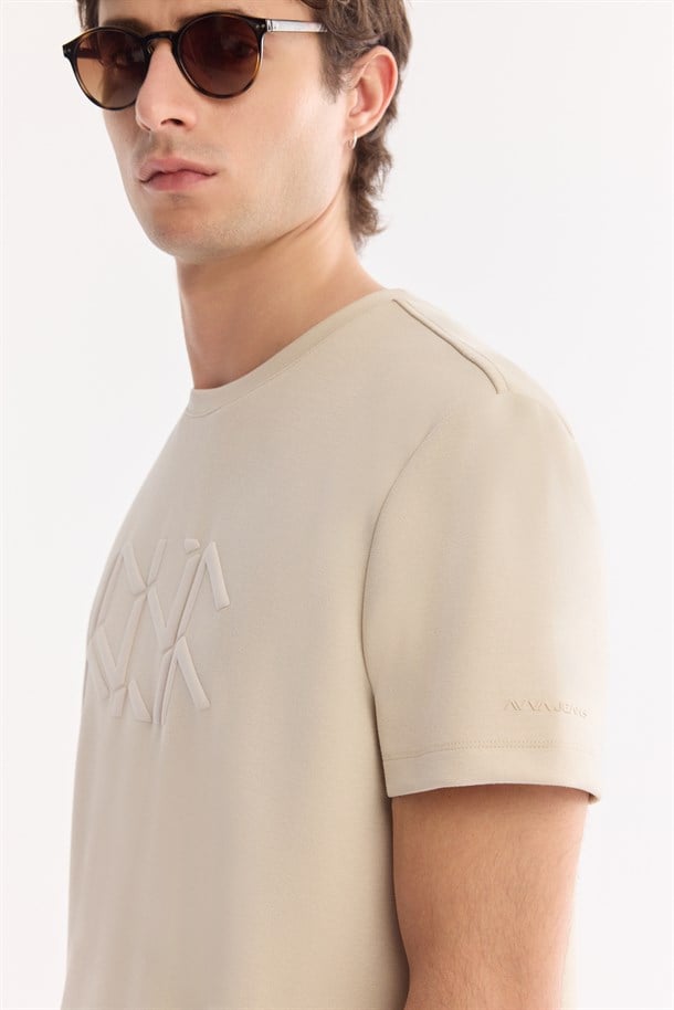 Bej Bisiklet Yaka Baskılı İnterlok T-Shirt