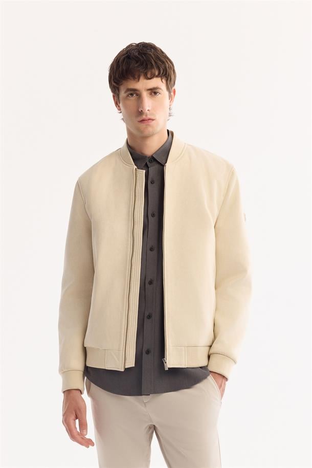 Bej Fermuarlı Süet Görünümlü Bomber İnce Mont