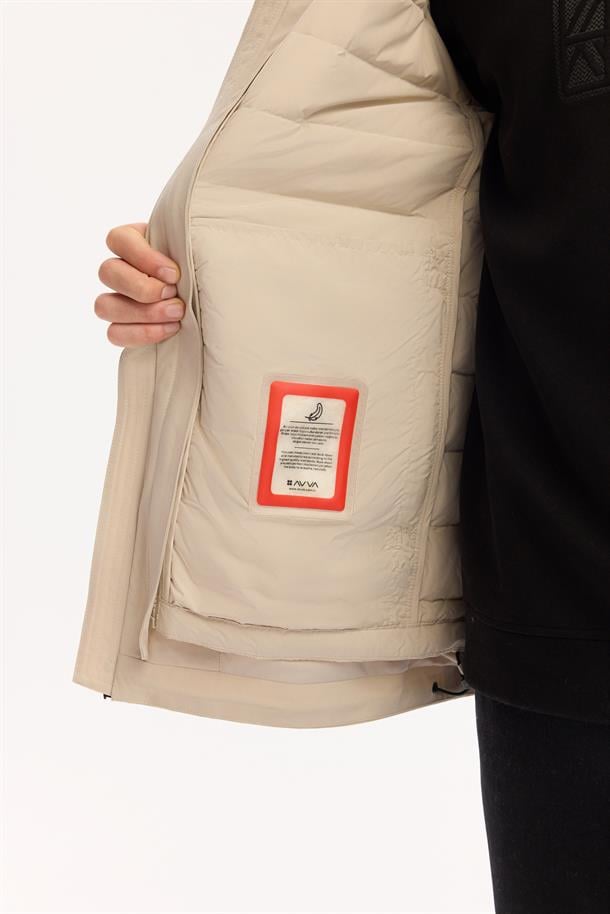 Bej Kapüşonlu Fonksiyonel Çift Kullanımlı Su İtici Rüzgar Geçirmez Mevsimlik Mont