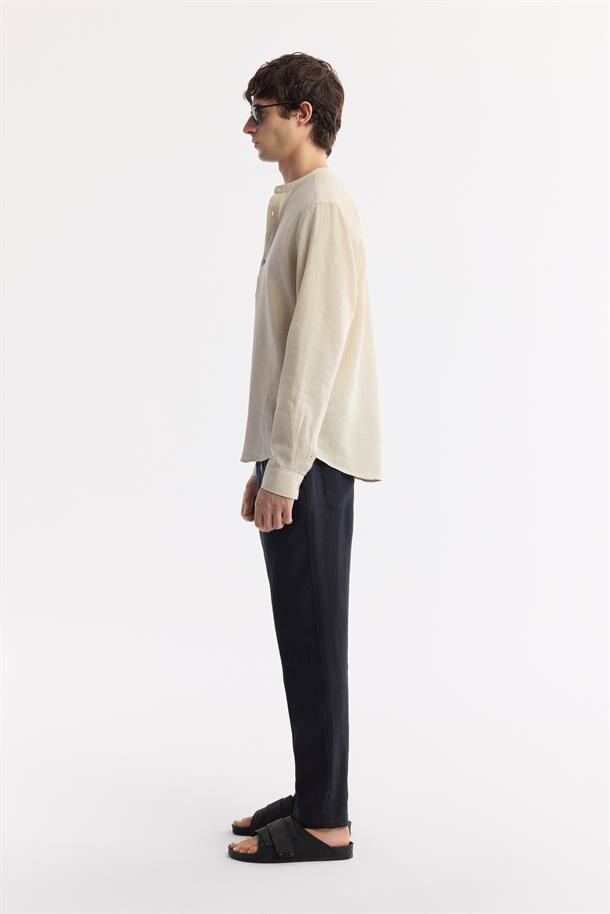 Bej Hakim Yaka Keten Karışımlı Gömlek