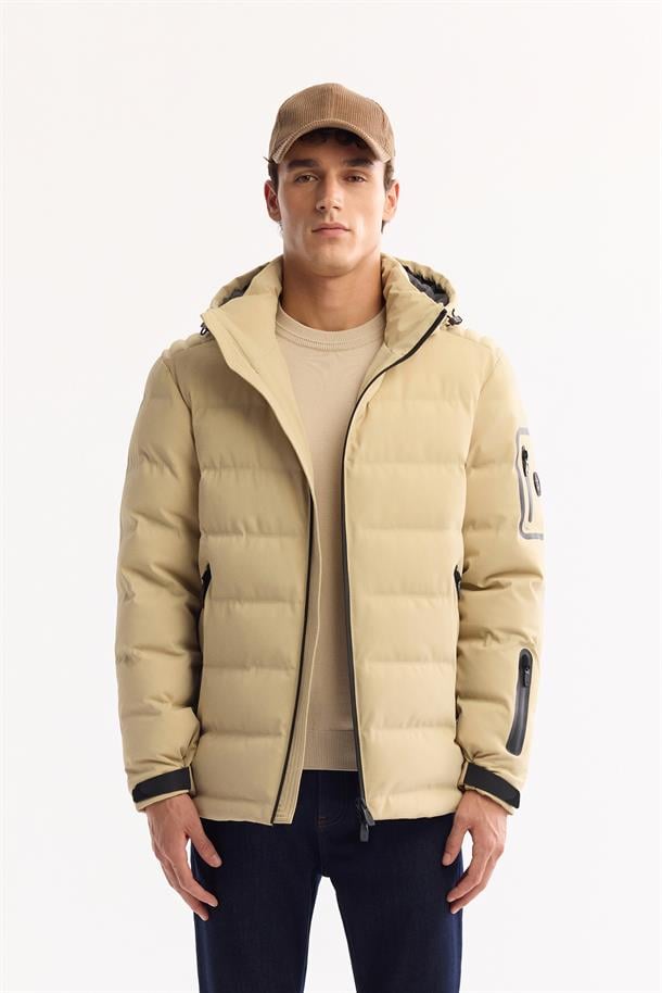 Beige Hooded Water Repellent Down Puffer Jacket Resistant to -10°C