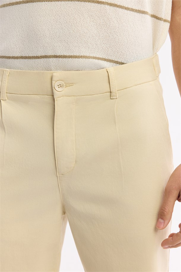 Bej Klasik Bel Pamuklu Bi-Stretch Şort