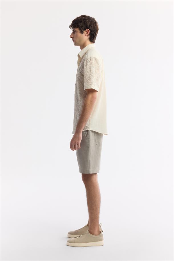 Bej Klasik Yaka Nakışlı %100 Pamuk Gömlek