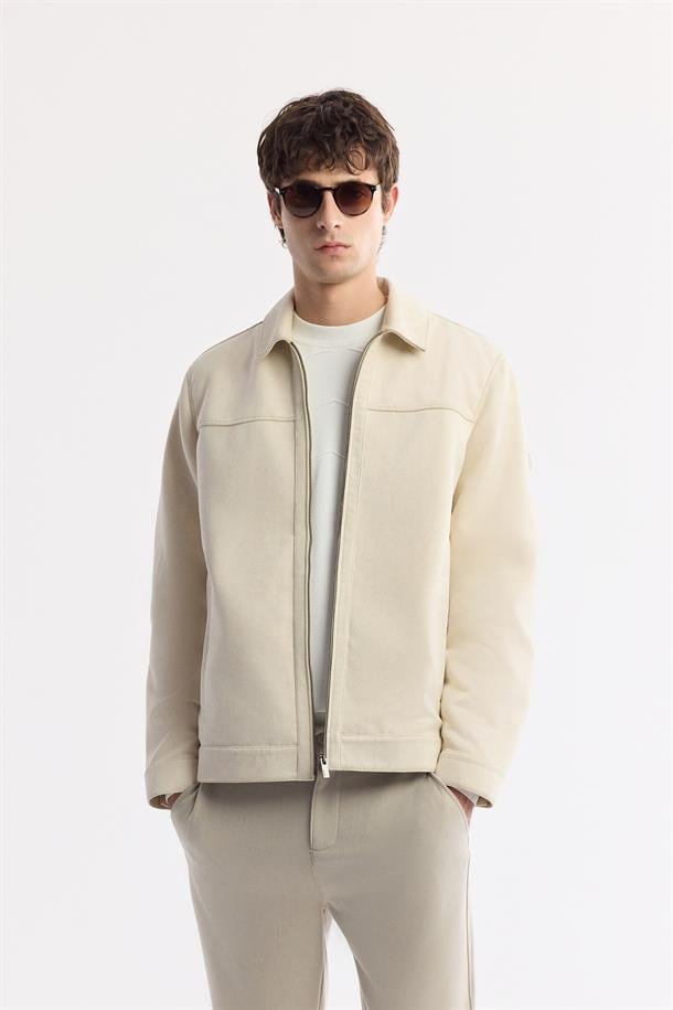 Bej Klasik Yaka Fermuarlı Süet Görünümlü İnce Mont