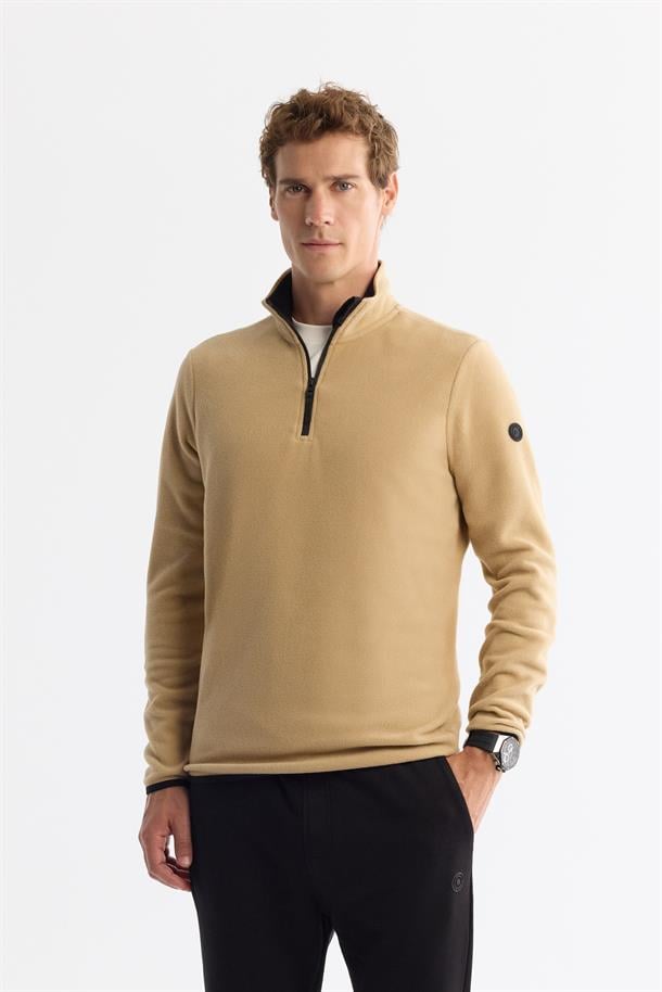 Bej Dik Yaka Fermuarlı Soft Touch Polar Sweatshirt