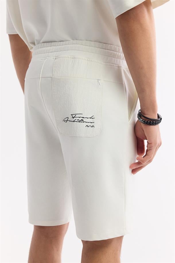 Beyaz Beli Lastikli Bağcıklı Bi-Stretch 2 İplik Örme Şort