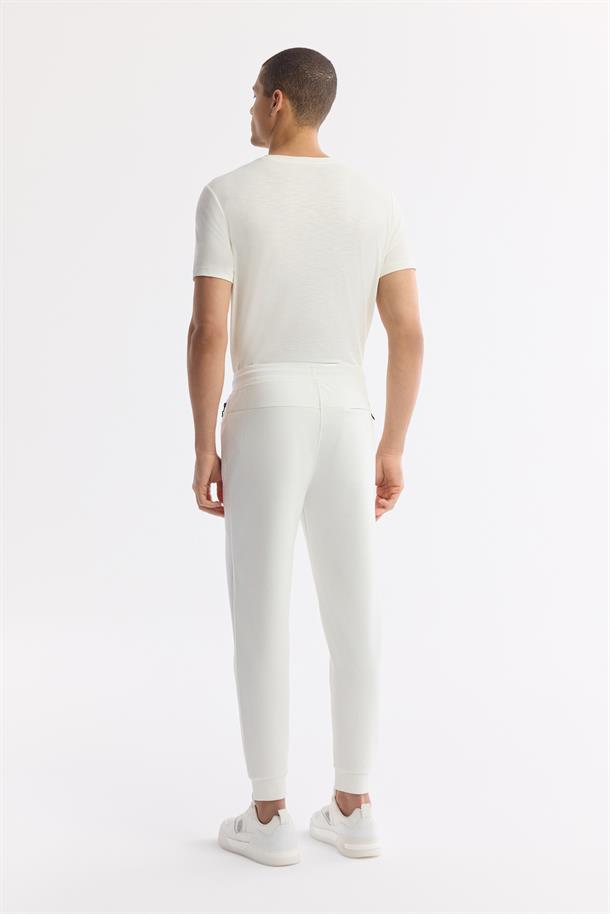 Beyaz Beli Lastikli Bağcıklı Bi-Stretch Eşofman Altı