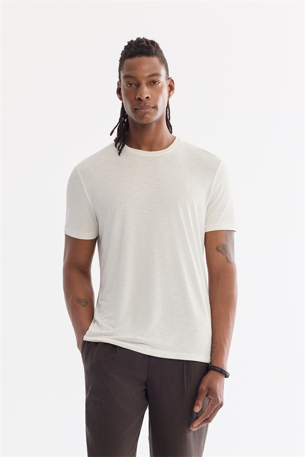 Beyaz Bisiklet Yaka Bi-Stretch Soft Touch Basic T-Shirt
