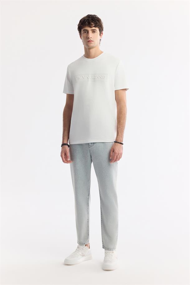 Beyaz Bisiklet Yaka Baskılı Bi-Stretch İnterlok T-Shirt