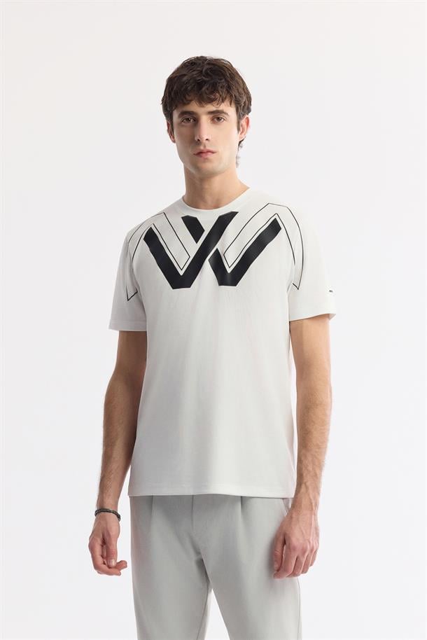 Beyaz Bisiklet Yaka Baskılı Teknik Kumaş T-Shirt