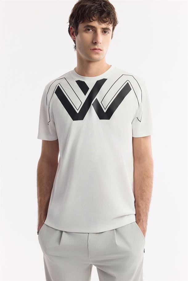 Beyaz Bisiklet Yaka Baskılı Teknik Kumaş T-Shirt