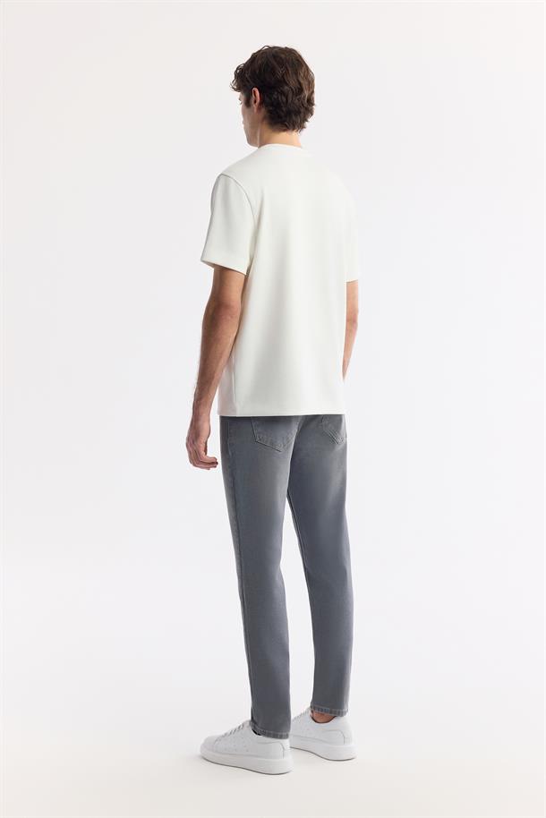 Beyaz Bisiklet Yaka Baskılı Bi-Stretch İnterlok T-Shirt