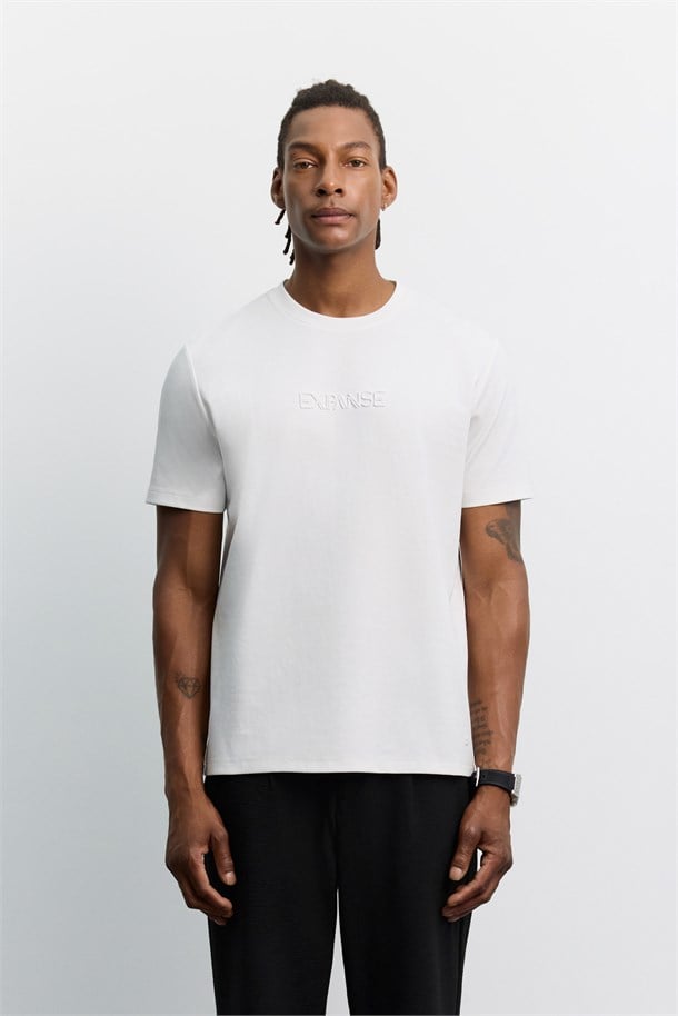 Beyaz Bisiklet Yaka Pamuklu Kolay Ütülenen T-Shirt