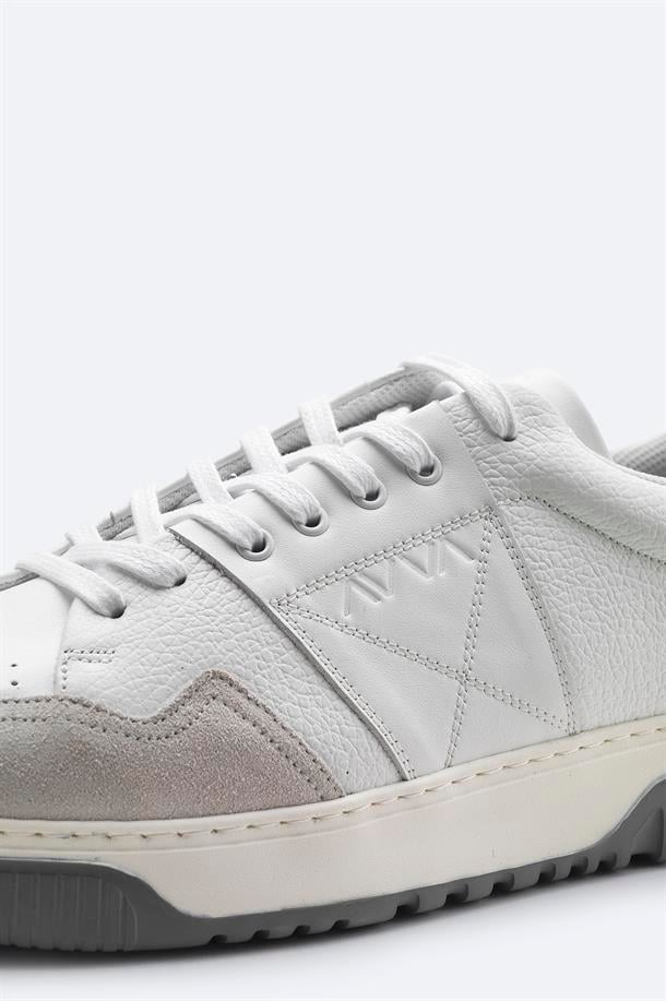 Beyaz %100 Deri Esnek Taban Hafif Casual Ayakkabı 