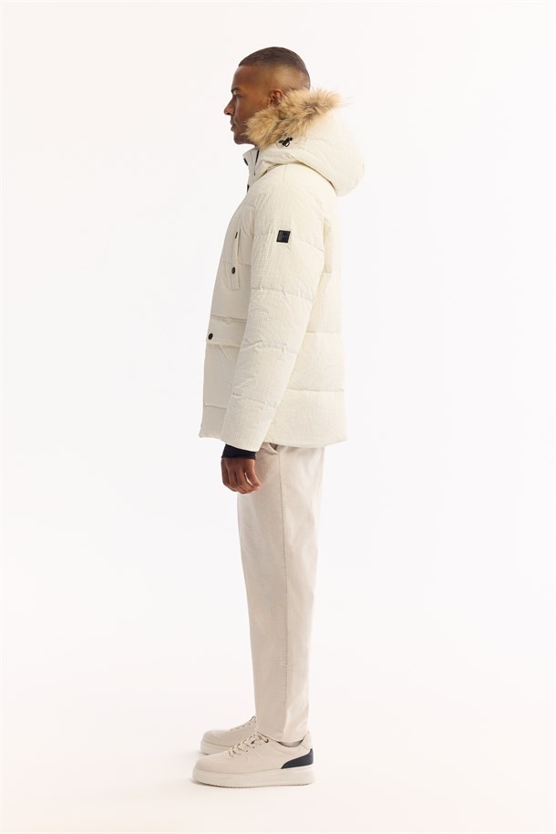 White Hooded 100% Down Water Repellent Windproof Puffer Jacket Resistant to -10°C