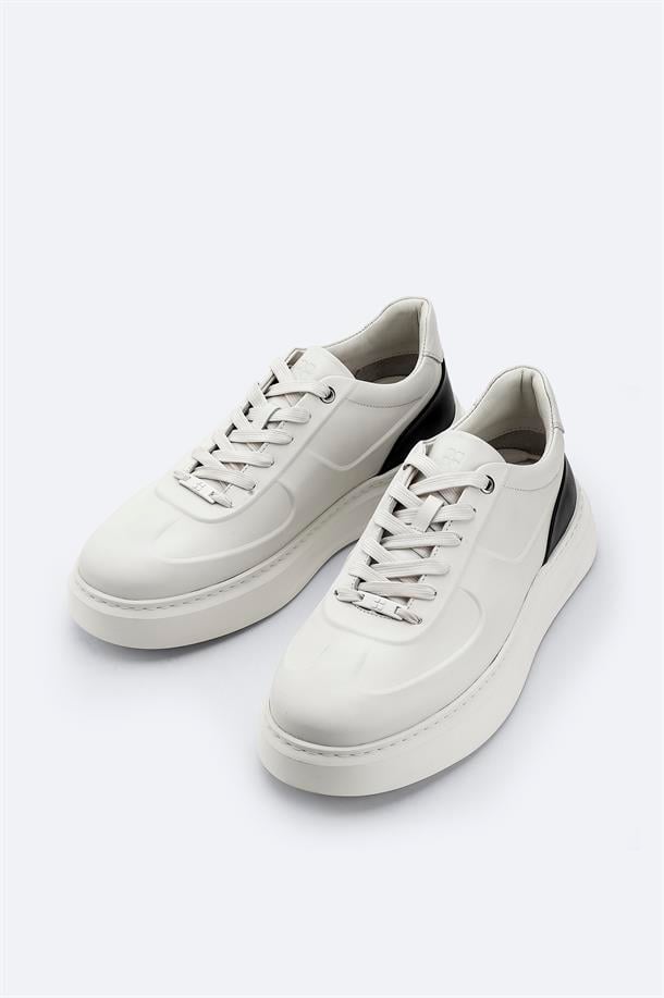 Beyaz %100 Deri Esnek Taban Hafif Casual Ayakkabı