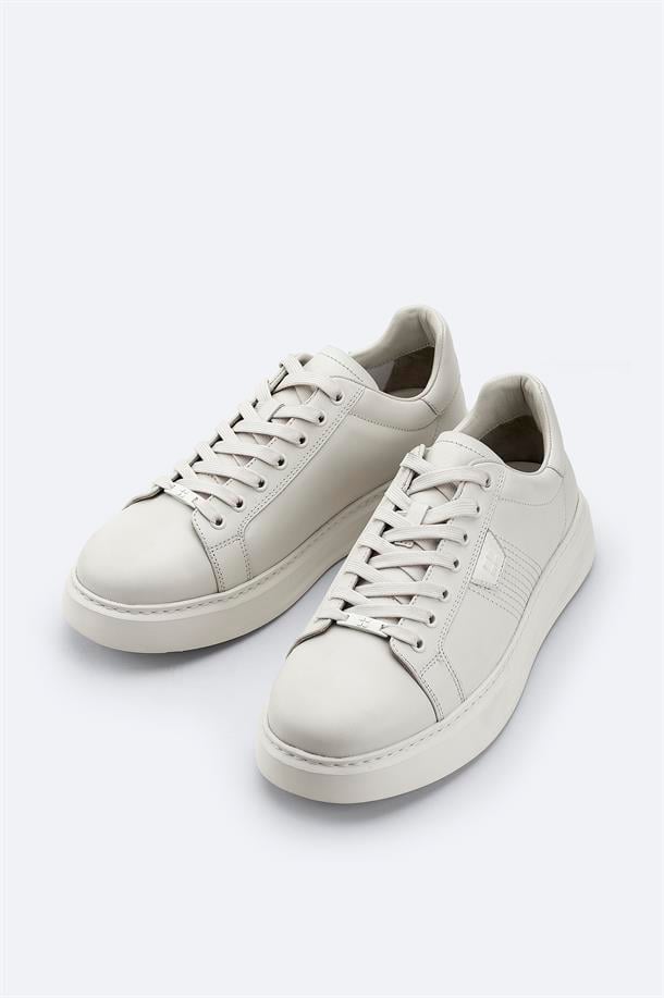 Beyaz %100 Deri Esnek Taban Hafif Casual Ayakkabı