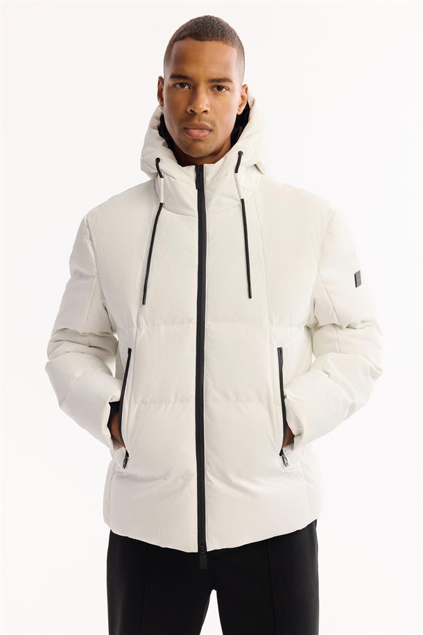 White Hooded Water Repellent Puffer Jacket Resistant to -7°C