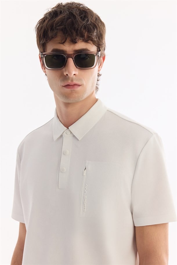 Beyaz Kıvrılmaz Polo Yaka Kırışmaz Hızlı Kuruyan Teknik Kumaş T-Shirt