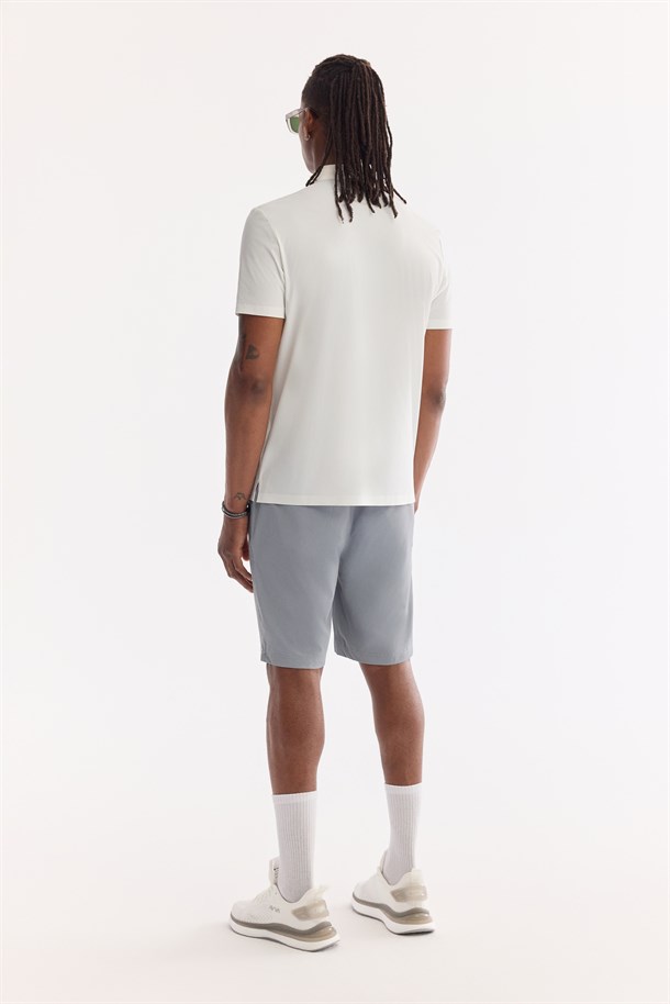 Beyaz Kıvrılmaz Polo Yaka Kırışmaz Hızlı Kuruyan Teknik Kumaş T-Shirt