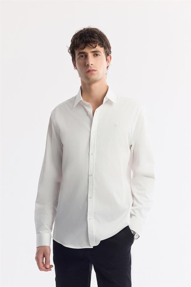 Beyaz Klasik Yaka %100 Pamuk Saten Kolay Ütülenen Gömlek