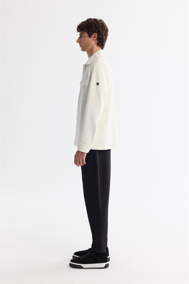 Beyaz Klasik Yaka Pamuklu Jersey Gömlek Ceket