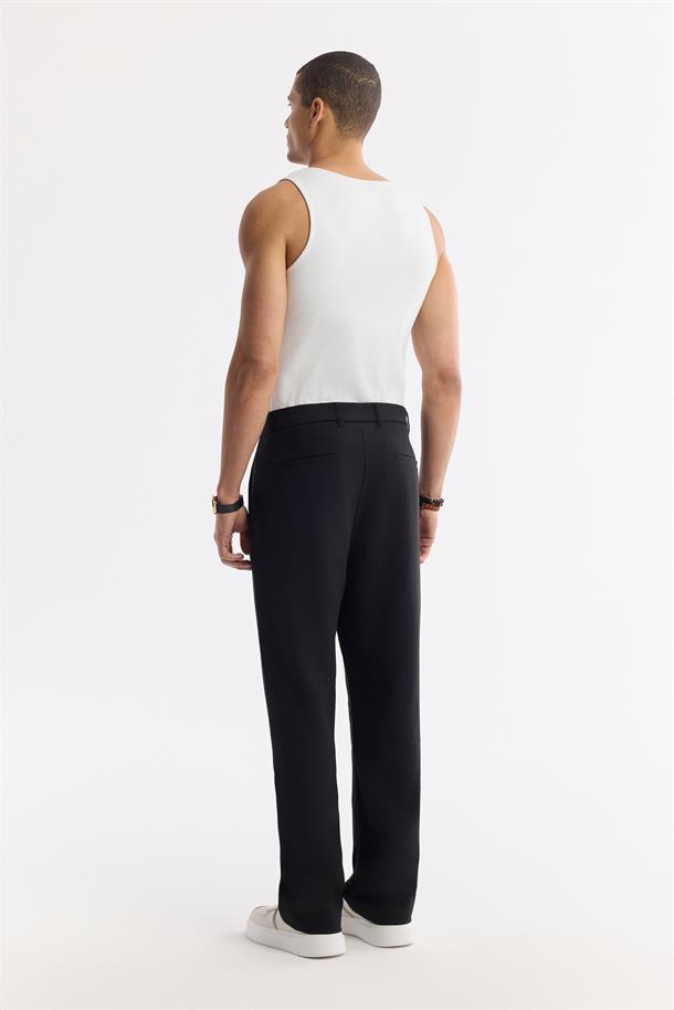 Beyaz U Yaka Basic Pamuklu Fitilli Atlet