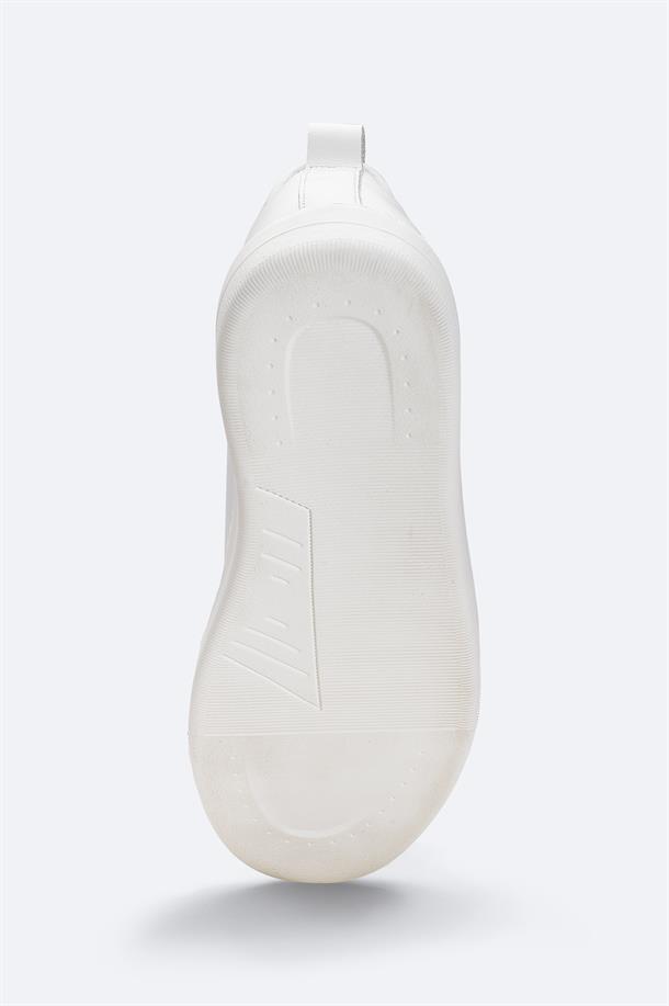 Beyaz %100 Deri Esnek Taban Hafif Casual Ayakkabı 