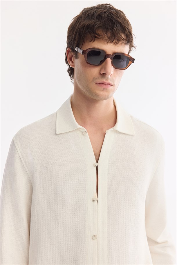 Beyaz Yarım Patlı Soft Touch %100 Pamuk Nefes Alan Gömlek