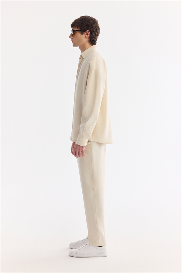 Ekru Alttan Britli Yaka Nefes Alan Soft Touch Gömlek