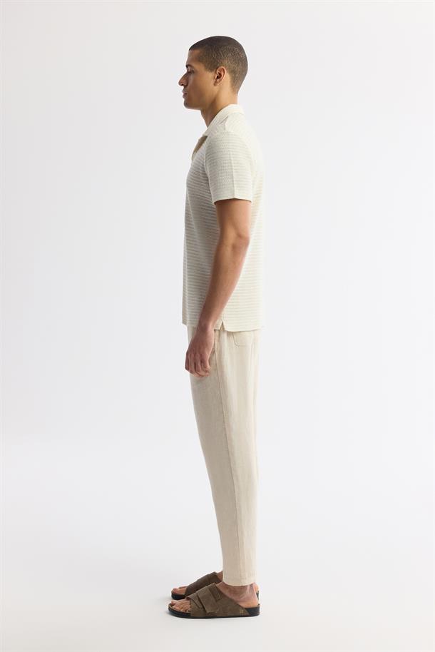 Ekru Apaj Yaka Çizgili Pamuklu Jakarlı T-Shirt