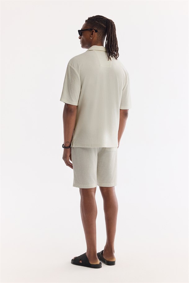 Ekru Apaj Yaka Pamuklu Soft Touch T-Shirt