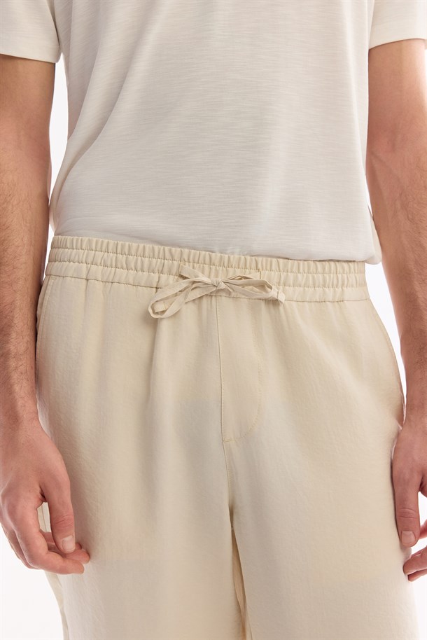 Ekru Beli Lastikli Nefes Alan Soft Touch Jogger Pantolon